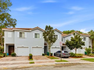 8772 Cypress Walk Court, Tamarac, FL 33321