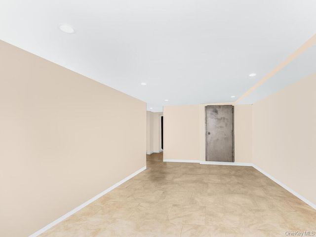 1283 E 223rd Street, Bronx, NY 10466