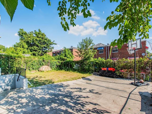 1283 E 223rd Street, Bronx, NY 10466