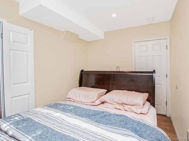 1283 E 223rd Street, Bronx, NY 10466