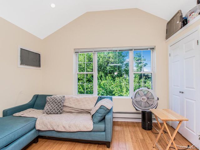 1283 E 223rd Street, Bronx, NY 10466