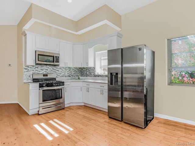 1283 E 223rd Street, Bronx, NY 10466