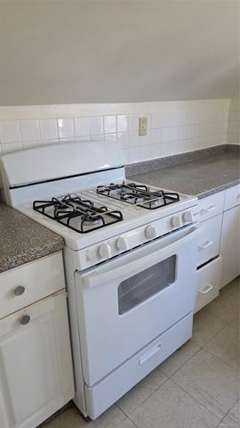 76 Church Street, Nanuet, NY 10954