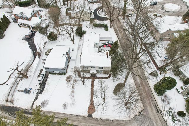 56 Hewitt Avenue, Bronxville, NY 10708