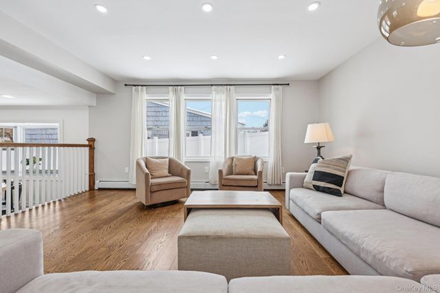 56 Hewitt Avenue, Bronxville, NY 10708