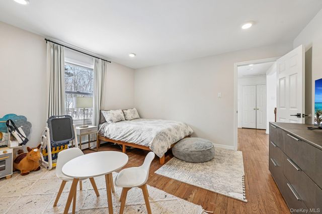 56 Hewitt Avenue, Bronxville, NY 10708