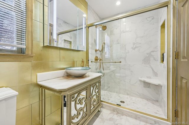 56 Hewitt Avenue, Bronxville, NY 10708