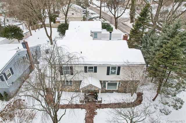 56 Hewitt Avenue, Bronxville, NY 10708