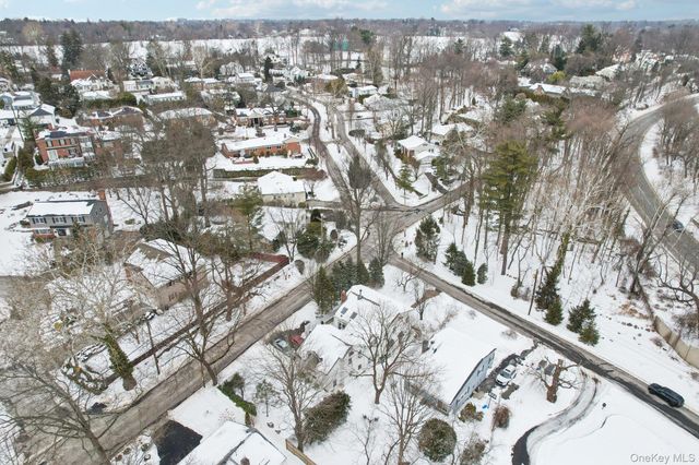 56 Hewitt Avenue, Bronxville, NY 10708