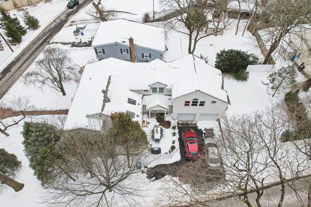 56 Hewitt Avenue, Bronxville, NY 10708