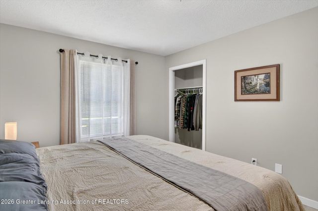 11286 Vfw Road, Eaton Rapids, MI 48827