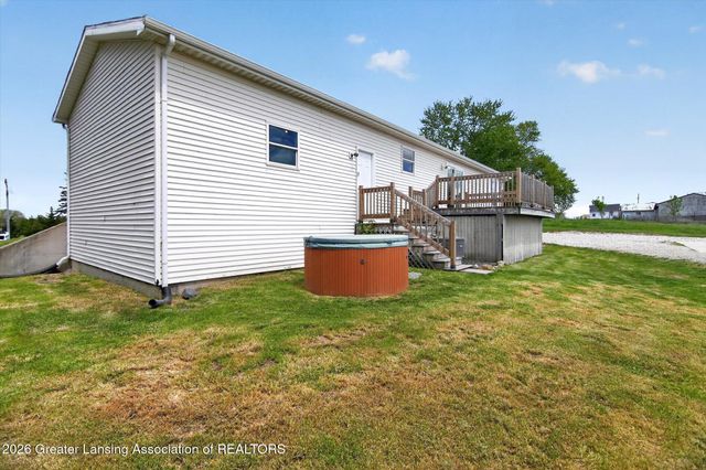 11286 Vfw Road, Eaton Rapids, MI 48827