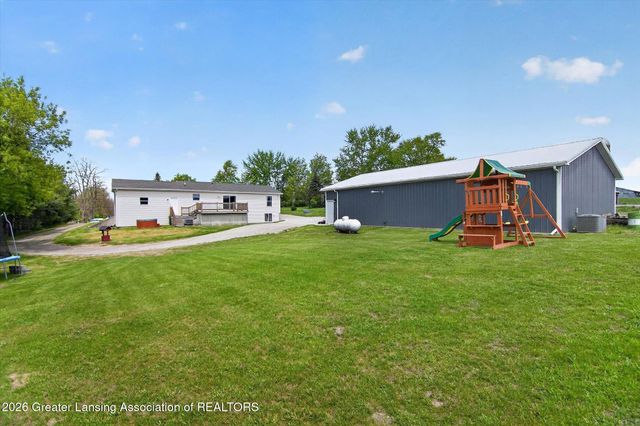 11286 Vfw Road, Eaton Rapids, MI 48827