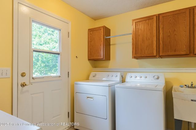 5525 N Williamston Road, Williamston, MI 48895