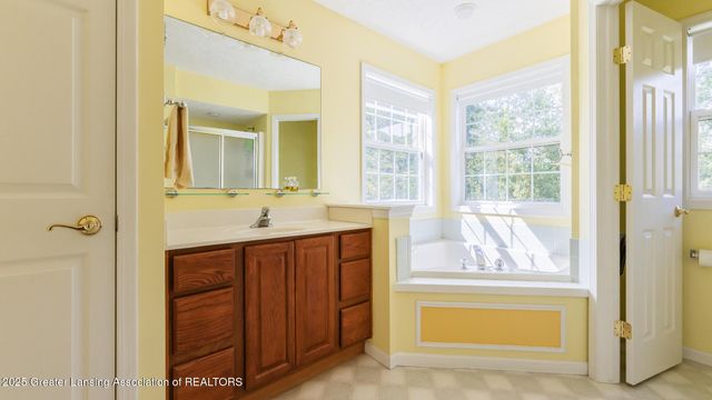 5525 N Williamston Road, Williamston, MI 48895