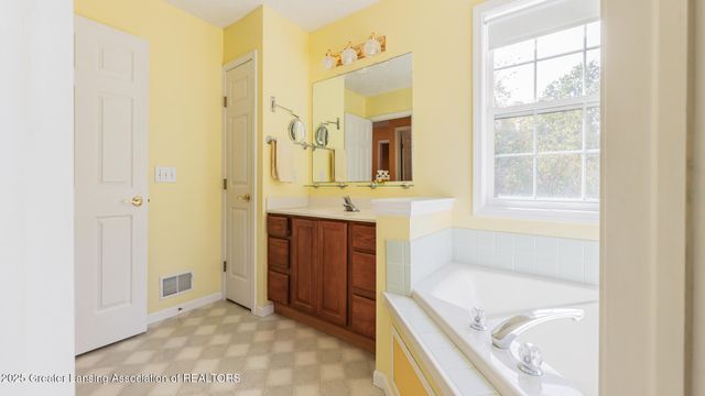 5525 N Williamston Road, Williamston, MI 48895