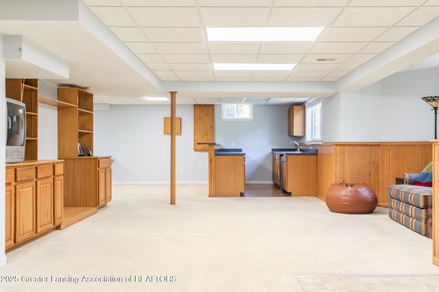 5525 N Williamston Road, Williamston, MI 48895