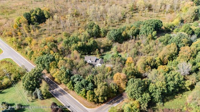 5525 N Williamston Road, Williamston, MI 48895