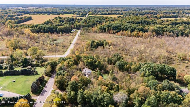 5525 N Williamston Road, Williamston, MI 48895