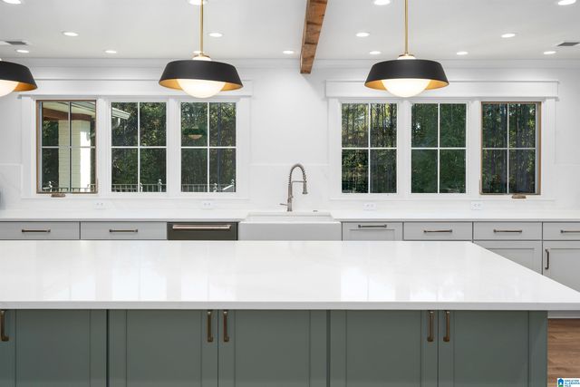 680 VALLEY VIEW ROAD, Indian Springs Village, AL 35124