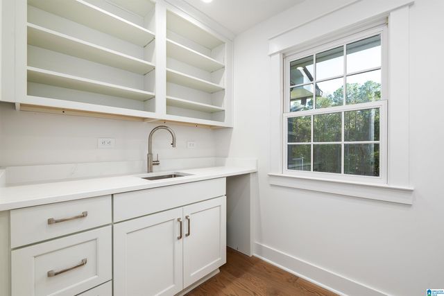 680 VALLEY VIEW ROAD, Indian Springs Village, AL 35124