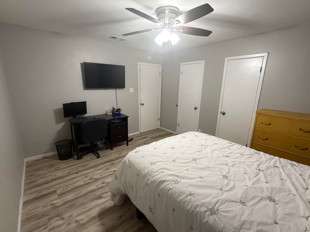 Image 8 of property listing at 3317 Ridgemar Drive, San Angelo, TX 76903