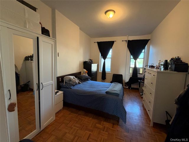 1833 27th Avenue, Astoria, NY 11102
