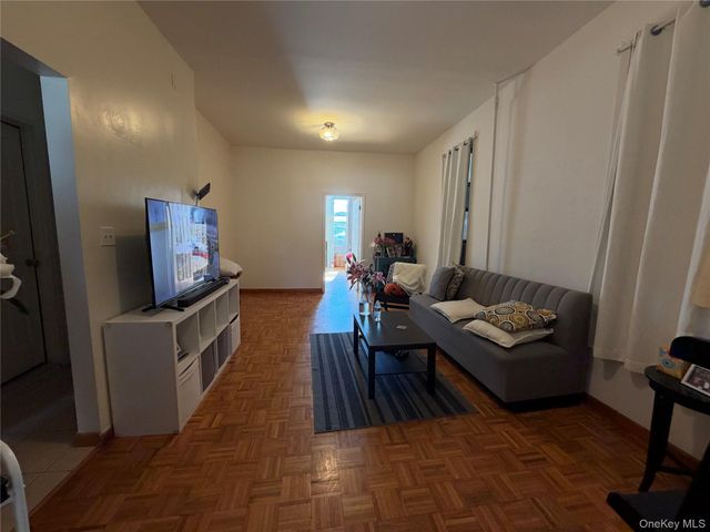 1833 27th Avenue, Astoria, NY 11102