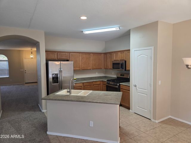 14195 W HEARN Road, Surprise, AZ 85379