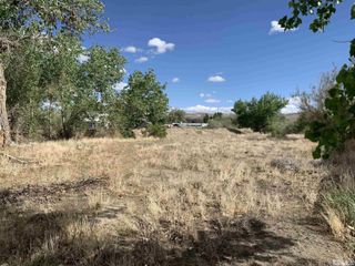 698 Jenny's Lane, Fernley, NV 89408