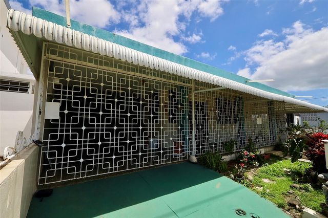 Calle 232 COUNTRY CLUB JF-34, Carolina, PR 00982