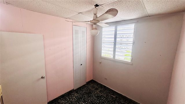 Calle 232 COUNTRY CLUB JF-34, Carolina, PR 00982