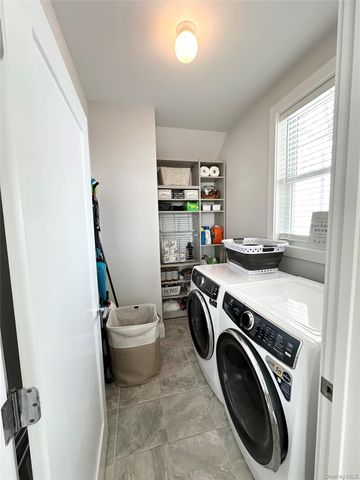 311 Marina Pointe Drive, East Rockaway, NY 11518