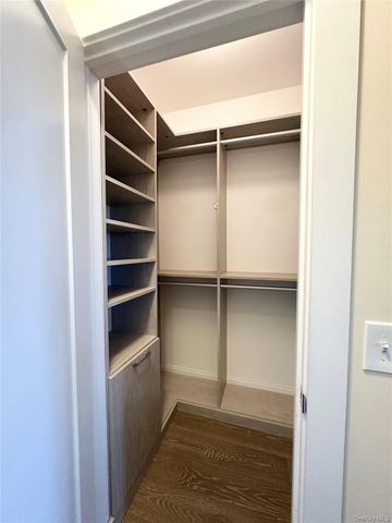 311 Marina Pointe Drive, East Rockaway, NY 11518