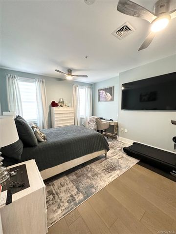 311 Marina Pointe Drive, East Rockaway, NY 11518