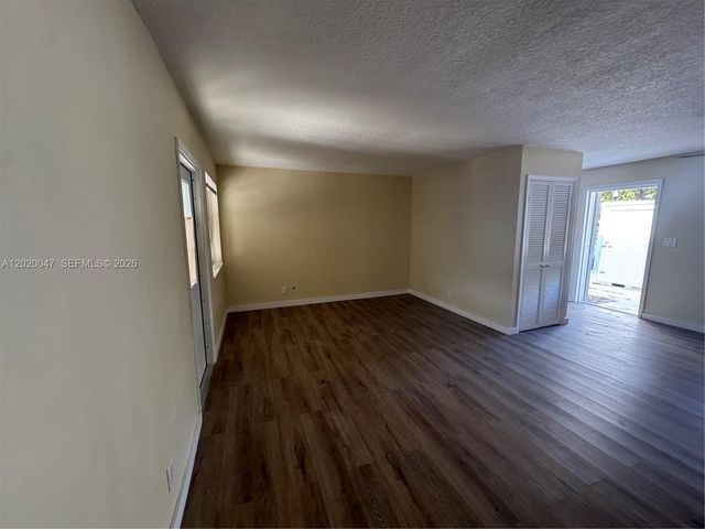 707 S 19th Avenue 2, Hollywood, FL 33020