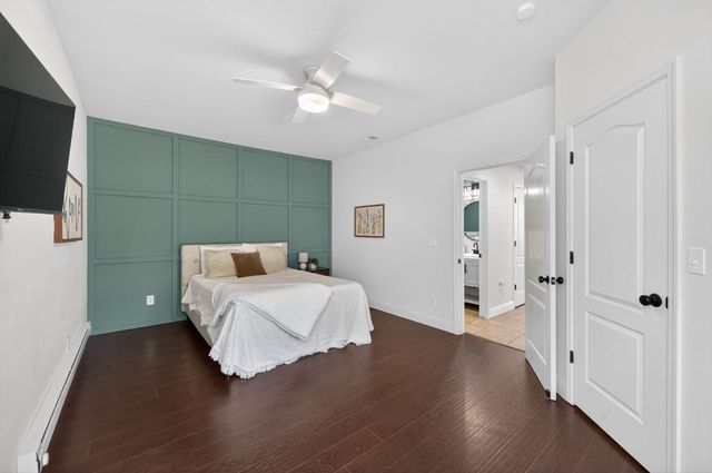 1736 N Holly Avenue, Clovis, CA 93619