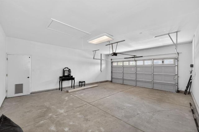 1736 N Holly Avenue, Clovis, CA 93619