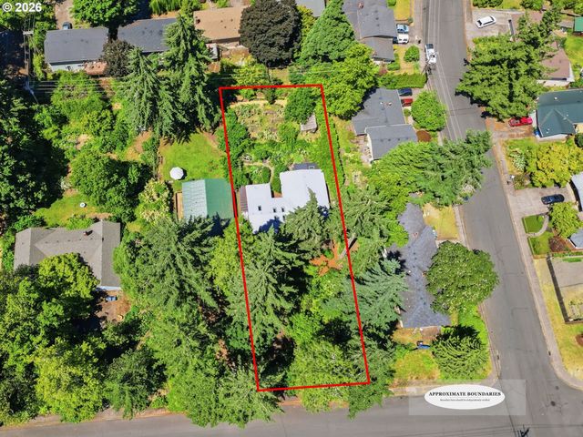 4630 W HILLSIDE Dr, Eugene, OR 97405