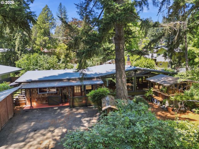 4630 W HILLSIDE Dr, Eugene, OR 97405