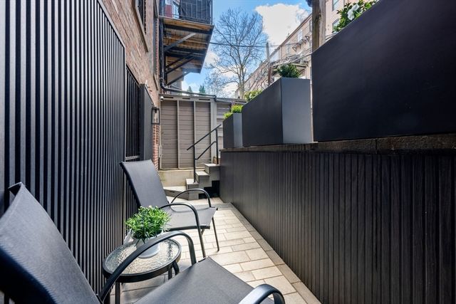 194 West Brookline Street 1, Boston, MA 02118