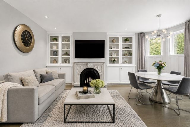 194 West Brookline Street 1, Boston, MA 02118