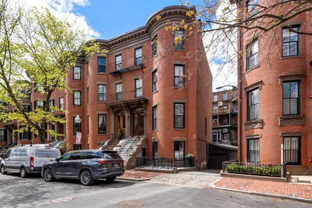 194 West Brookline Street 1, Boston, MA 02118