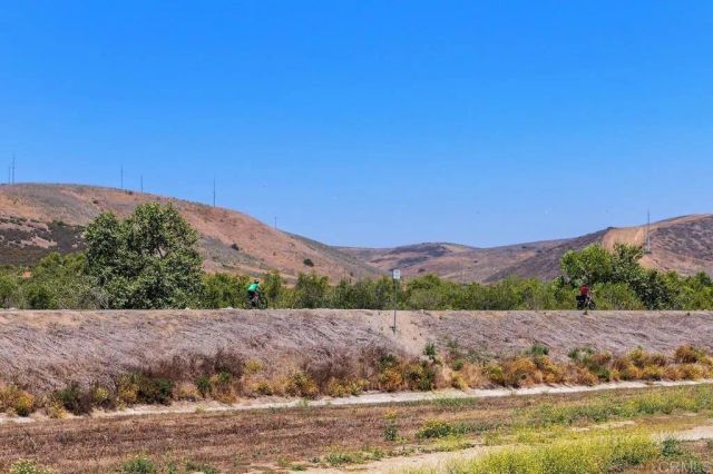 741 Kingbird Loop, Oceanside, CA 92058
