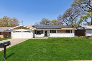 724 Edgehill Drive, Hurst, TX 76053