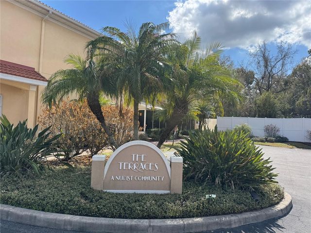 21007 SUNPOINT WAY 202, Lutz, FL 33558