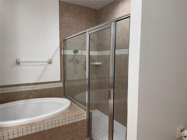 21007 SUNPOINT WAY 202, Lutz, FL 33558