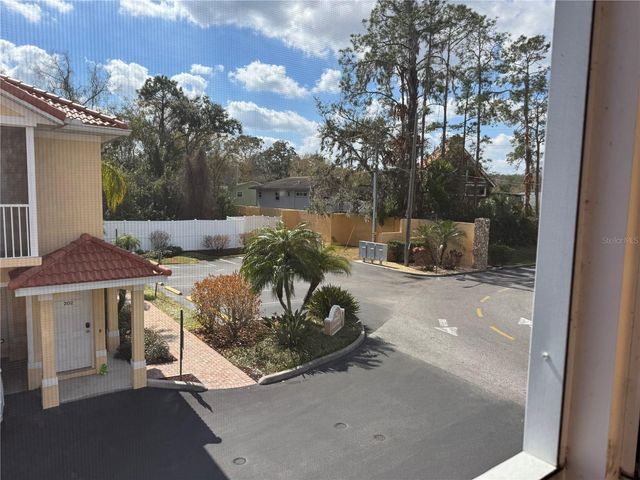 21007 SUNPOINT WAY 202, Lutz, FL 33558