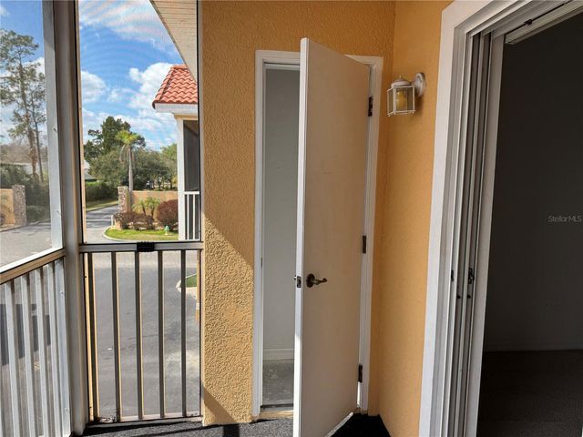 21007 SUNPOINT WAY 202, Lutz, FL 33558