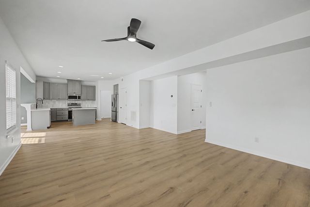 2815 Leatherwood Dr, Murfreesboro, TN 37128